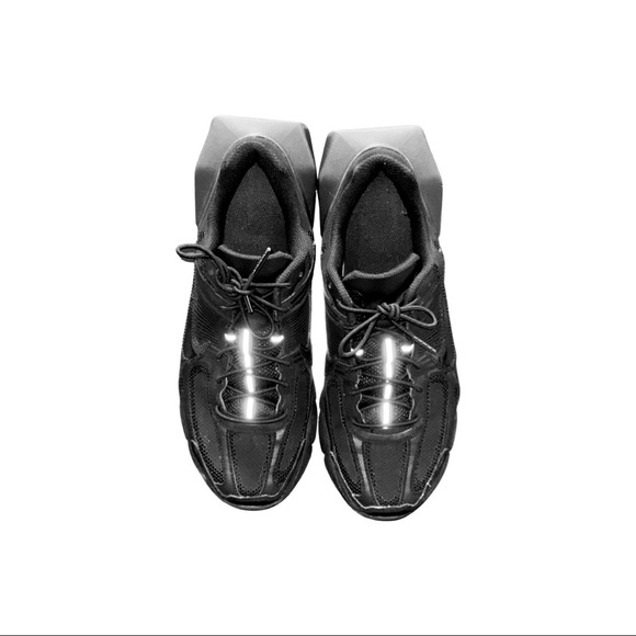 Nike Air Zoom x A-Cold-Wall (ACW) Vomero 5 - Picture 5 of 6